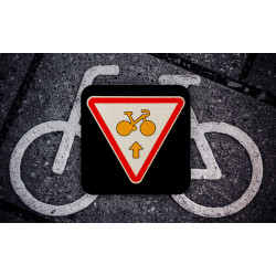 Panonceau M12 fond noir pour priorité cycliste I Autorisation conditionnelle de franchissement pour les cyclistes