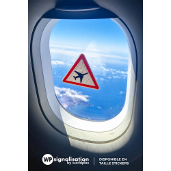 Panneau de danger traversée d'une aire de danger aérien | Panneau A23 taille stickers