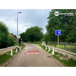 Panneau indication priorité par rapport à la circulation venant en sens inverse C18