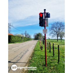 Feu Tricolore Intelligent – Feu Comportemental Piloté Par Radar Intégré