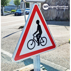 Panneau de danger débouché de cyclistes A21 l WP Signalisation