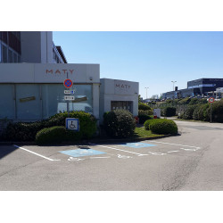 Panneau stationnement arrêt et stationnement interdits B6d